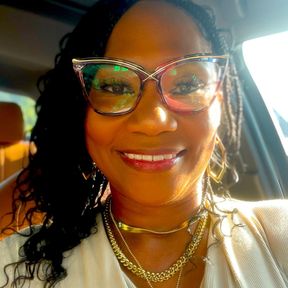 Meet your Posher, Kim